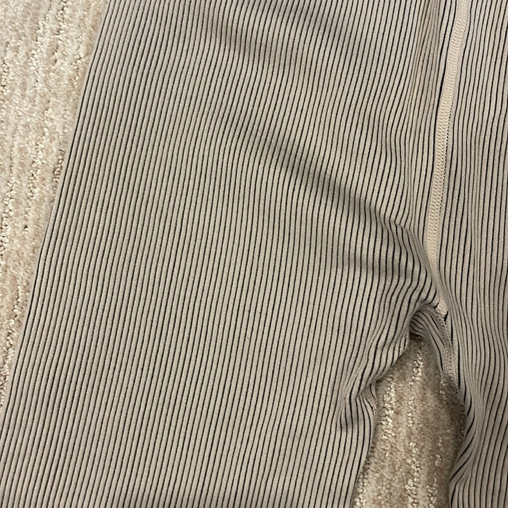 Calvin Klein Performance Ribbed Leggings - Picture 4 of 4